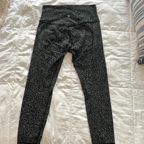 Lululemon Align Leggings - Picture 3 of 4